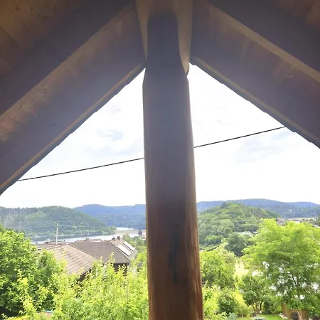 Rursee Mit Wellnessbereich, Balkon, Seeblick Und Garten Fuer 8 Personen, 2 Hunde *