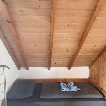 Rursee Mit Wellnessbereich, Balkon, Seeblick Und Garten Fuer 8 Personen, 2 Hunde