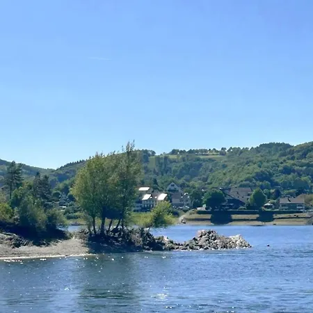 Rursee Mit Wellnessbereich, Balkon, Seeblick Und Garten Fuer 8 Personen, 2 Hunde * Simmerath
